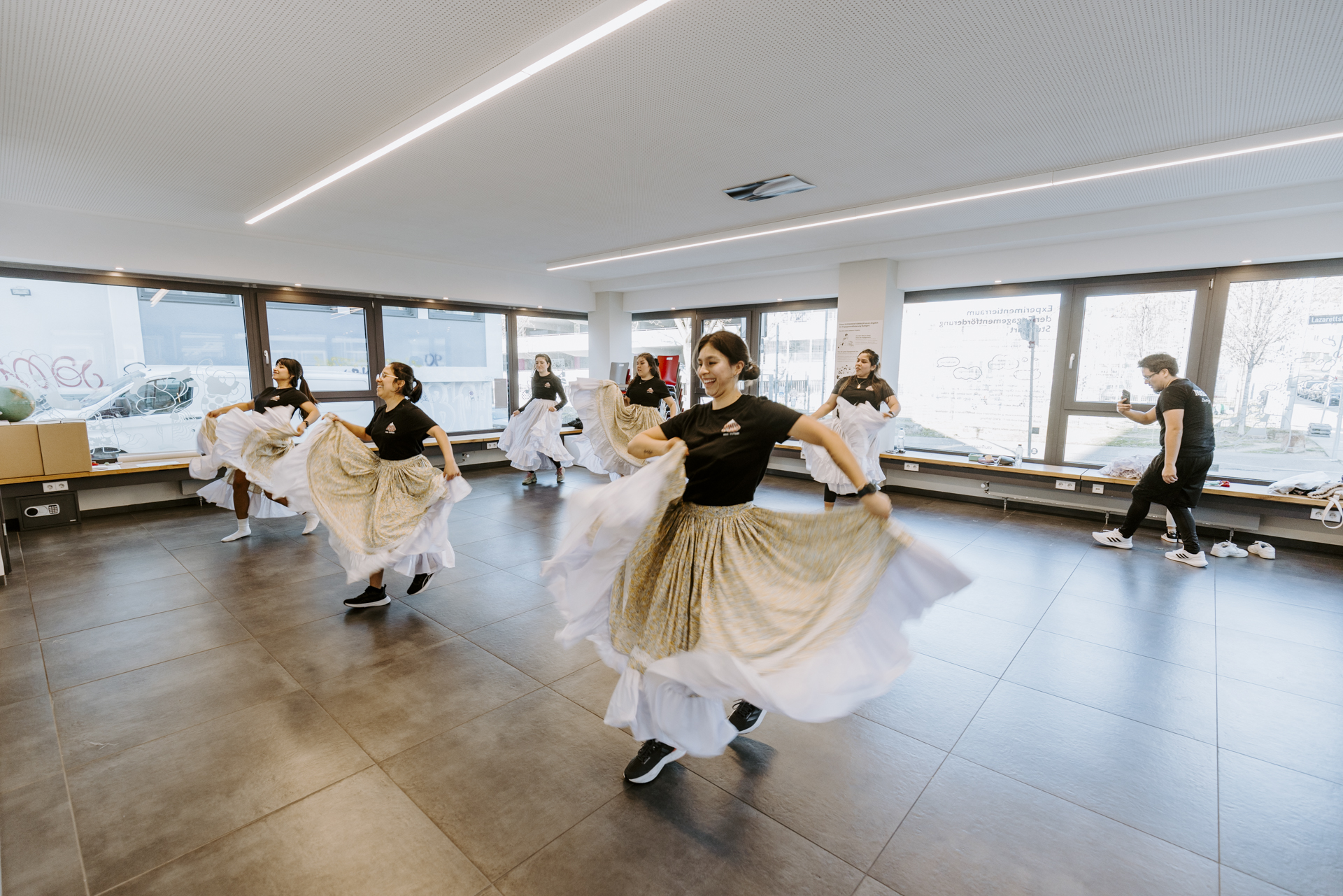 Malca Tanzgruppe Probe für den Experimentierraum der Stadt Stuttgart